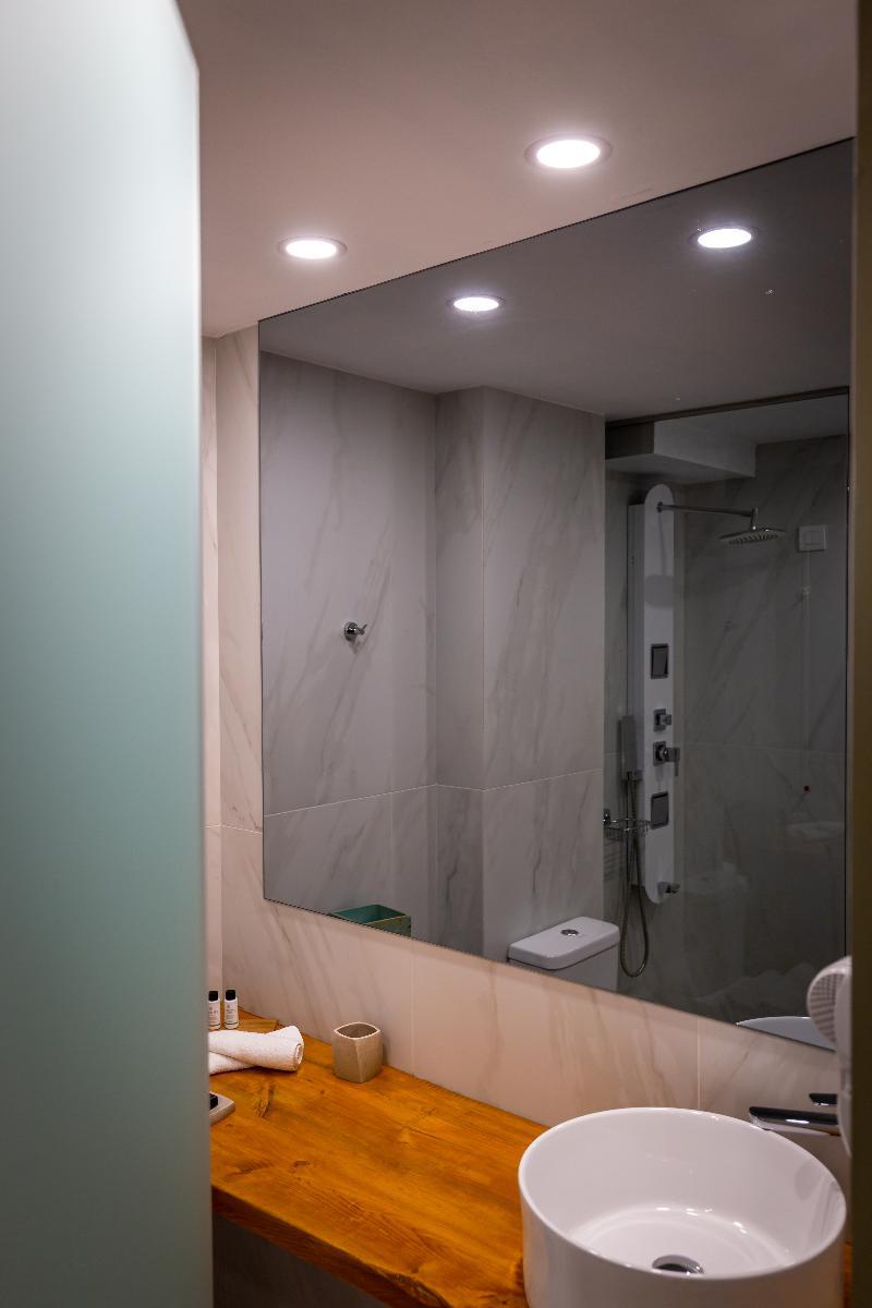 Eleals Boutique Hotel Perama  Ngoại thất bức ảnh